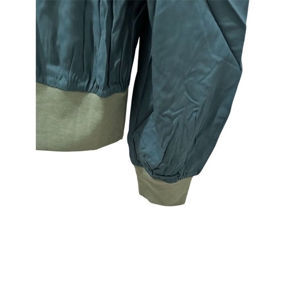 Women's Green top Size S Casual Activewear‎ - Picture 5 of 6